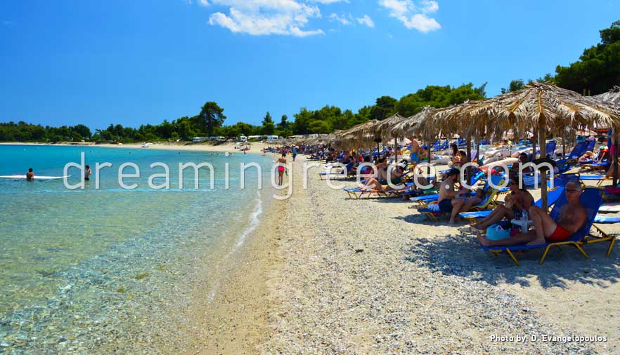 Παραλία Παράγκα στην Κασσάνδρα Χαλκιδικής. Διακοπές στην Ελλάδα.
