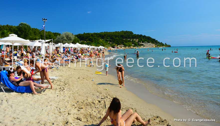 Παραλία Σάνι στην Κασσάνδρα Χαλκιδικής. Διακοπές στην Ελλάδα.